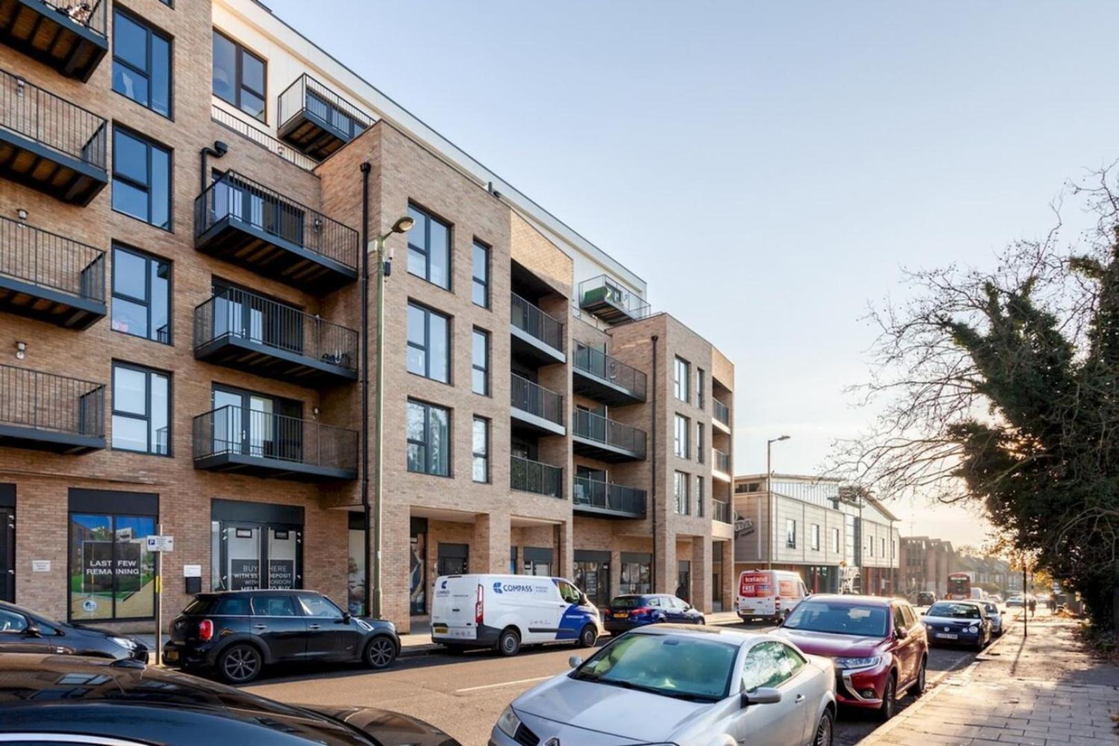 Classy Cricklewood Home London Kültér fotó
